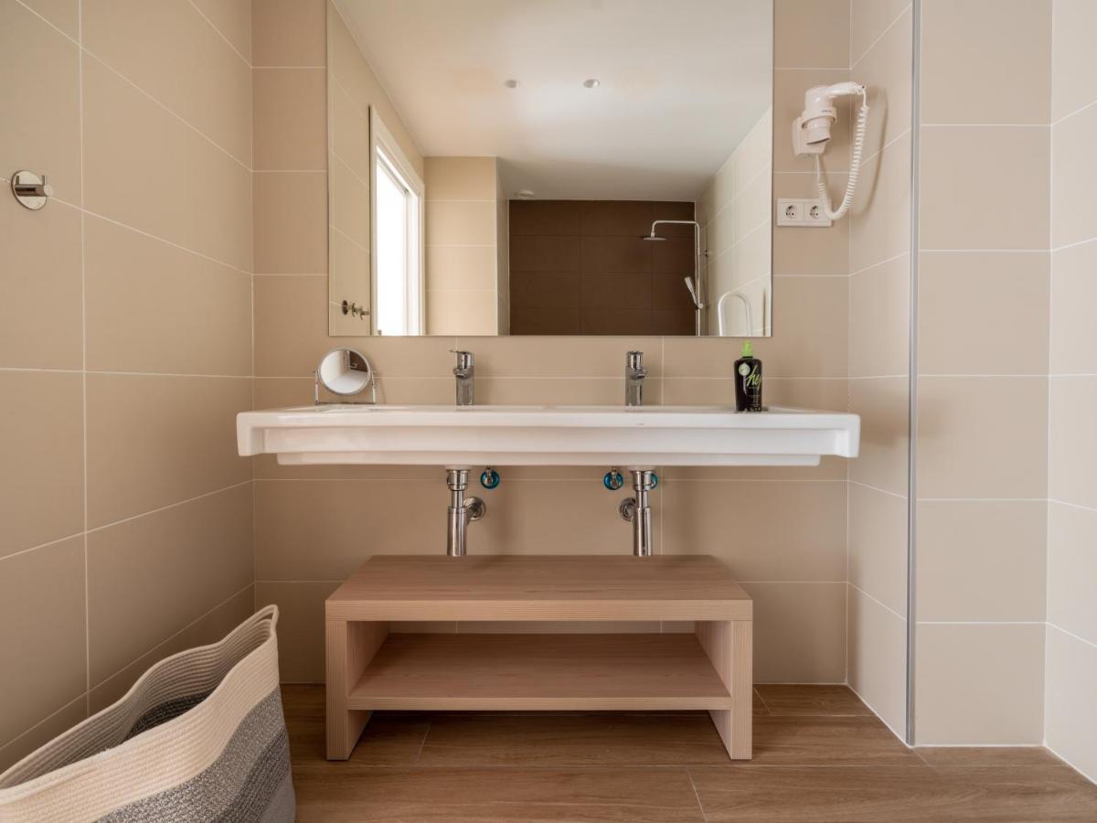 Limehome Barcelona Carrer De Besalu 82 Zewnętrze zdjęcie