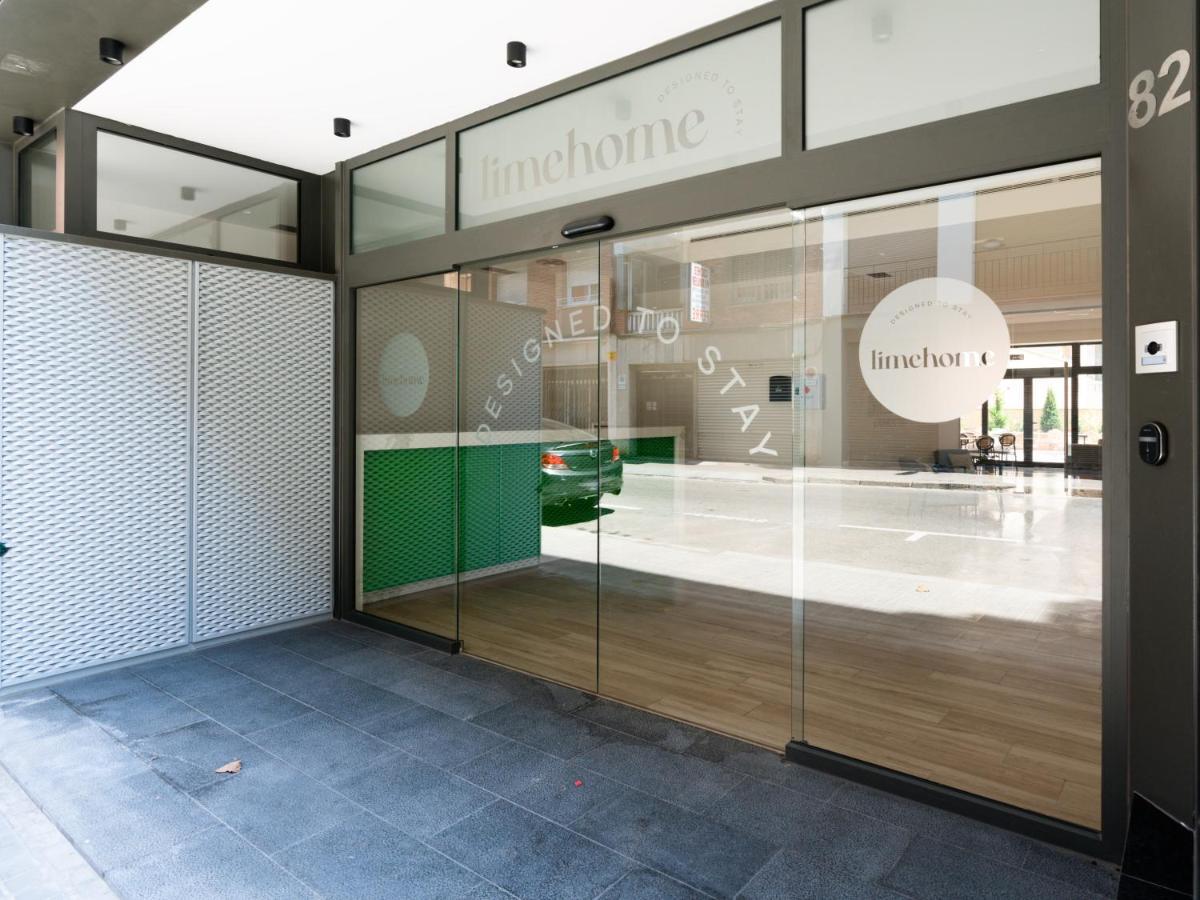 Limehome Barcelona Carrer De Besalu 82 Zewnętrze zdjęcie