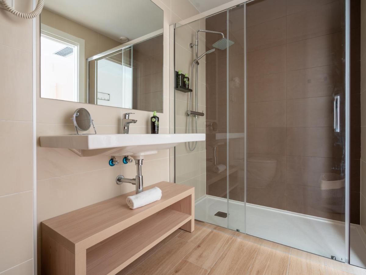 Limehome Barcelona Carrer De Besalu 82 Zewnętrze zdjęcie