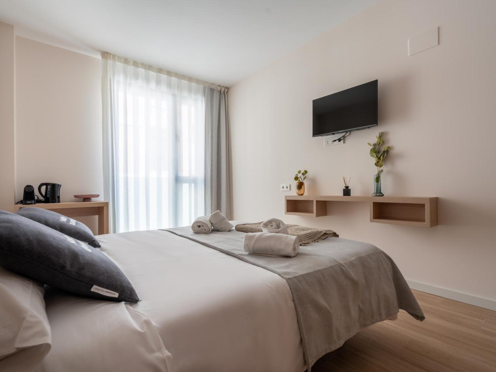 Limehome Barcelona Carrer De Besalu 82 Zewnętrze zdjęcie