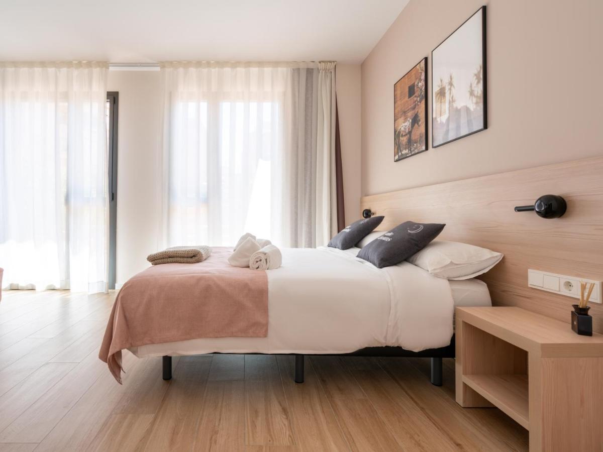 Limehome Barcelona Carrer De Besalu 82 Zewnętrze zdjęcie